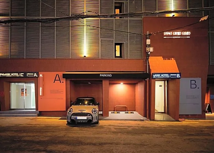 Aank Sinchon * Seoul
